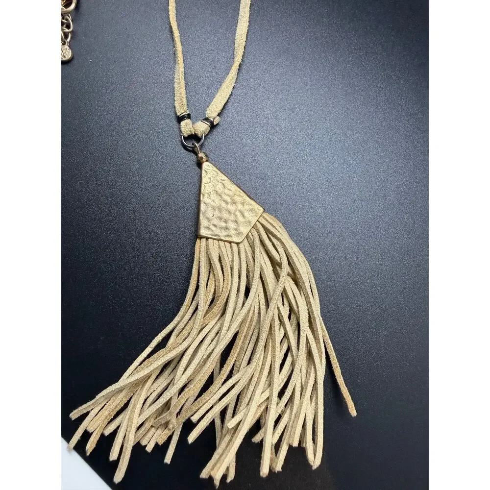 Nice Suede Tassel Pendant Leather Necklace Signed W